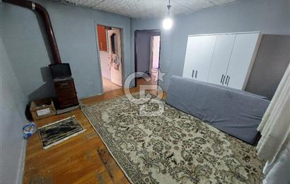 Ümraniye Cemil Meriç mah kiralık 2+1 daire müstakil ev bahçeli