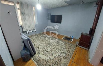 Ümraniye Cemil Meriç mah kiralık 2+1 daire müstakil ev bahçeli