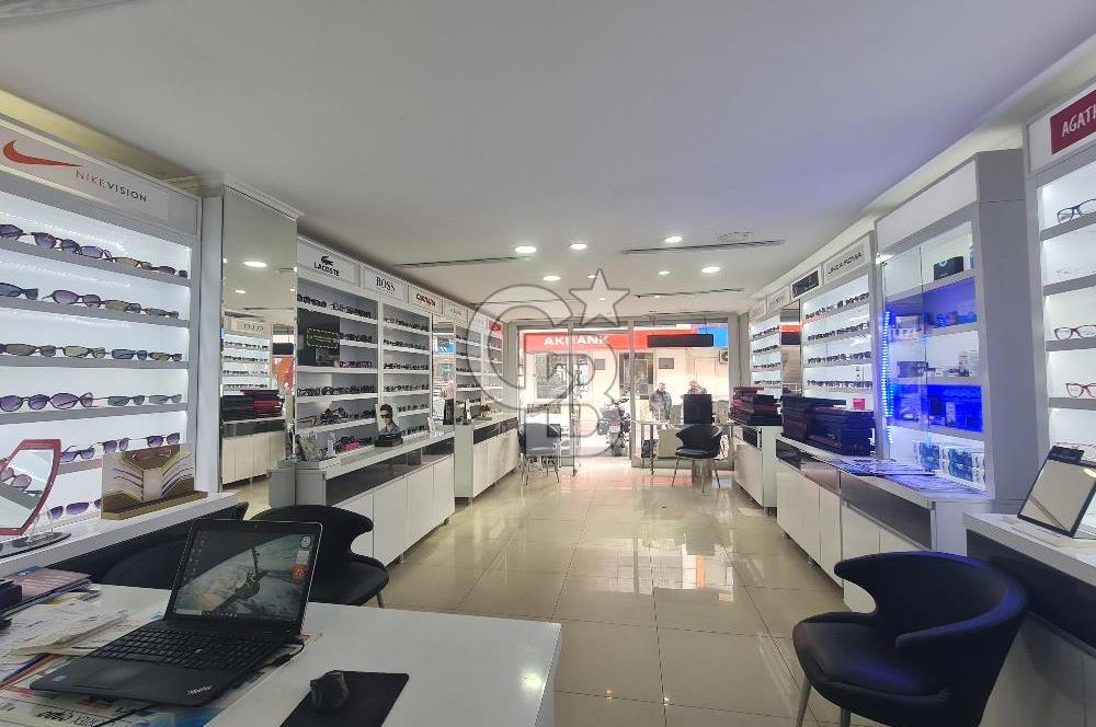 Ümraniye sütçü imam caddesinde kiralık işyeri