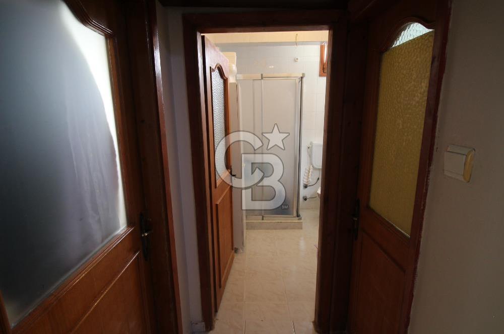 Ümraniye Namık Kemal Mah. Merkezi Konum'da 2+1 Satılık Daire