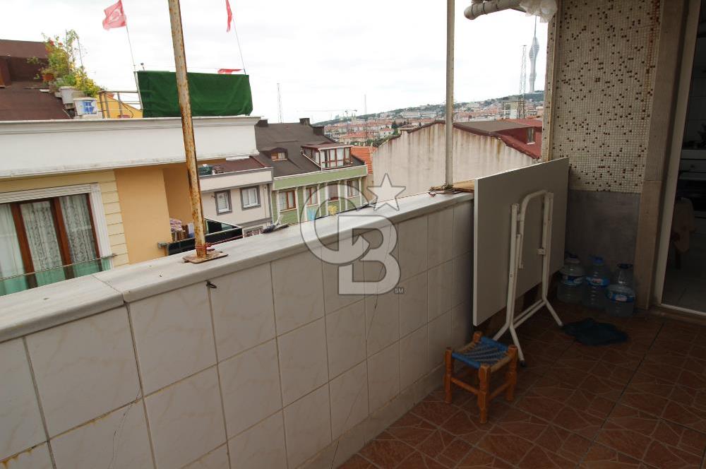 Ümraniye Namık Kemal Mah. Merkezi Konum'da 2+1 Satılık Daire