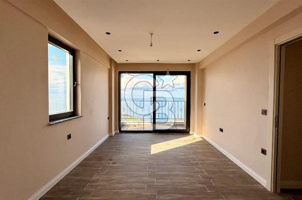 ÇANAKKALE İNTEPEDE BOĞAZ MANZARALI MÜSTAKİL VİLLA