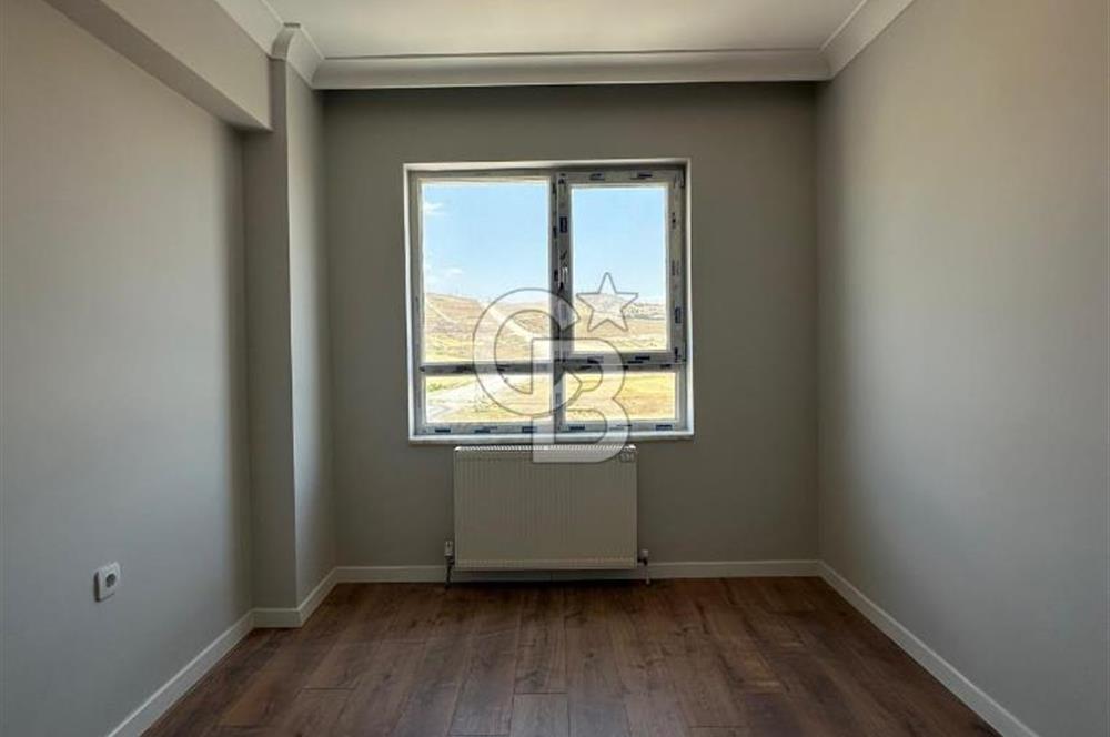 MEYDAN PARKTA KİLERLİ, DEPOLU GÜNEY DOĞU CEPHE 4+1 SATILIK DAİRE