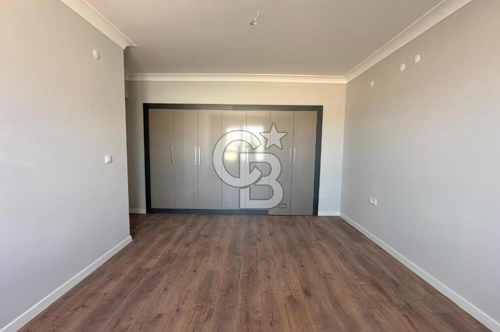 MEYDAN PARKTA KİLERLİ, DEPOLU GÜNEY DOĞU CEPHE 4+1 SATILIK DAİRE