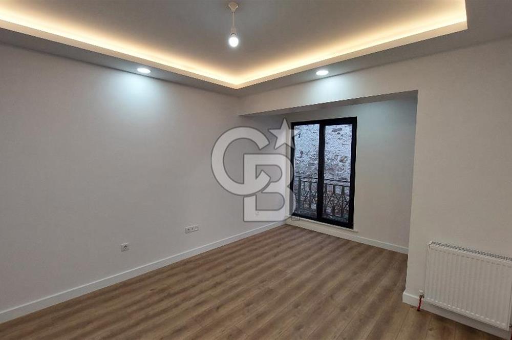 TOMTOM’DA İTALYAN KONSOLOSLUĞU’NA KOMŞU SATILIK 2+1 DAİRE