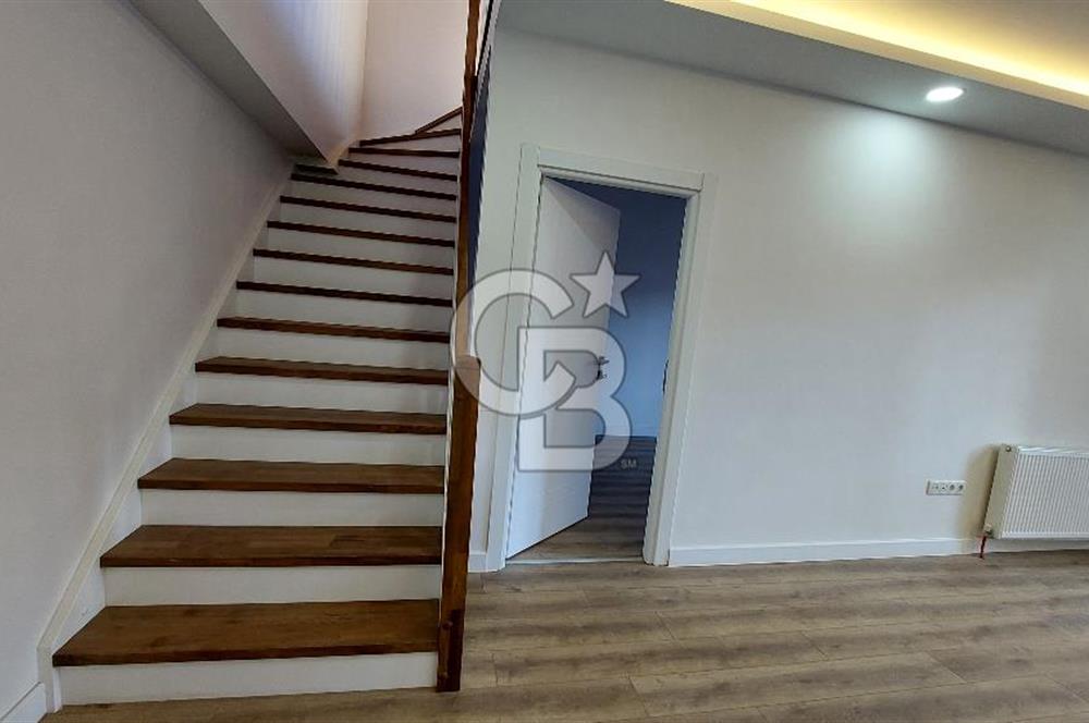 TOMTOM’DA İTALYAN KONSOLOSLUĞU’NA KOMŞU SATILIK 3+1 DUBLEKS DAİRE