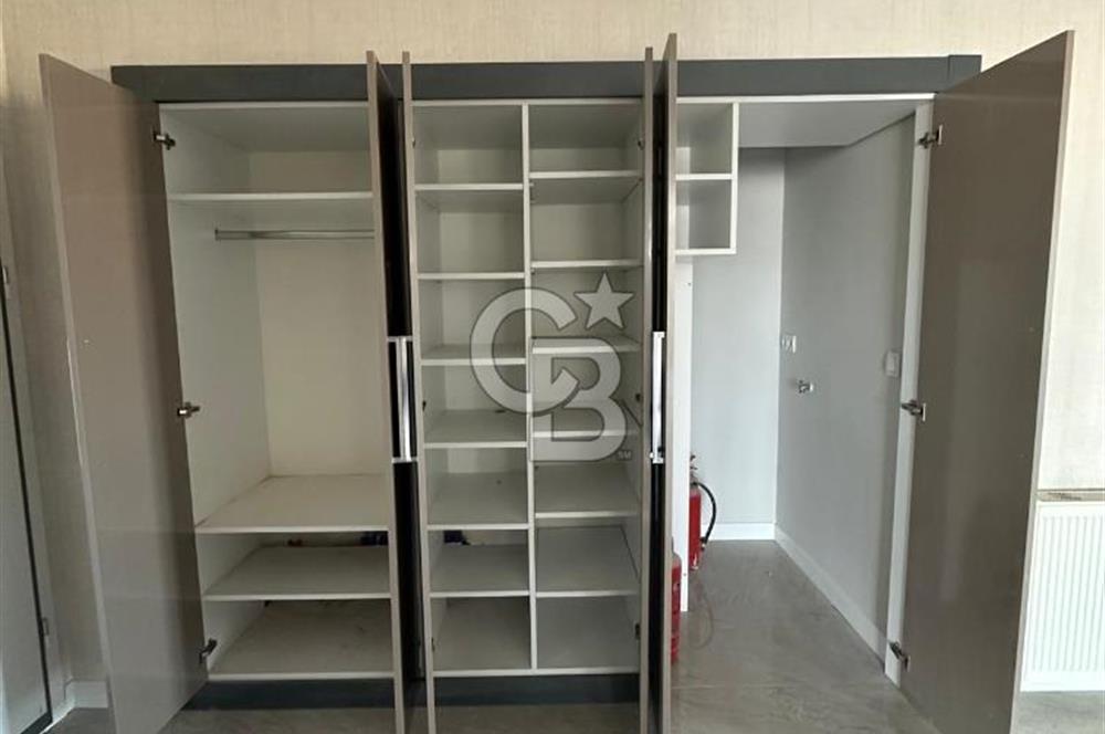 MEYDAN PARKTA KİLERLİ, DEPOLU GÜNEY DOĞU CEPHE 4+1 SATILIK DAİRE