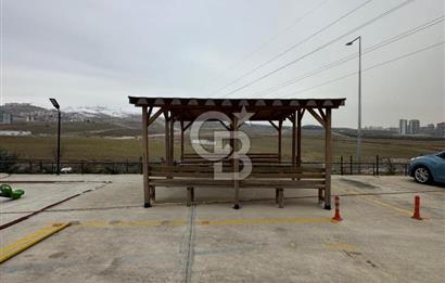 MEYDAN PARKTA KİLERLİ, DEPOLU GÜNEY DOĞU CEPHE 4+1 SATILIK DAİRE