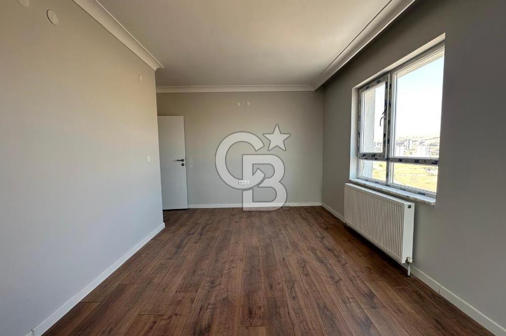 MEYDAN PARKTA KİLERLİ, DEPOLU GÜNEY DOĞU CEPHE 4+1 SATILIK DAİRE