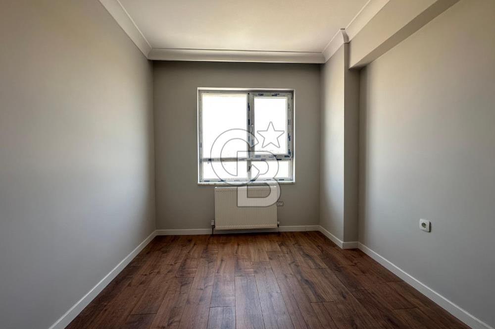 MEYDAN PARKTA KİLERLİ, DEPOLU GÜNEY DOĞU CEPHE 4+1 SATILIK DAİRE