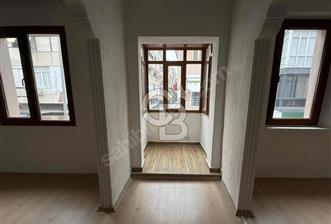 Karşıyaka Çarşı Tiyatro Sokak'ta Satılık Komple Bina - 3 - 330841