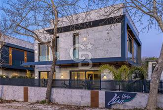 TEOK'tan Urla Merkezde Satılık Lüks Villa - 1 - 330846