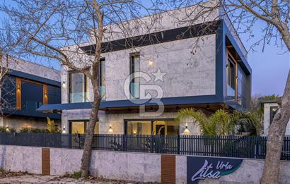 TEOK'tan Urla Merkezde Satılık Lüks Villa