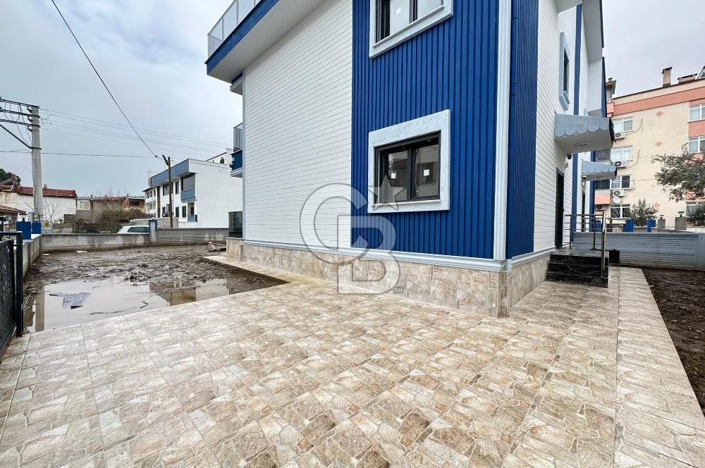 EDREMİT KADIKÖY'DE SATILIK İKİZ VİLLA