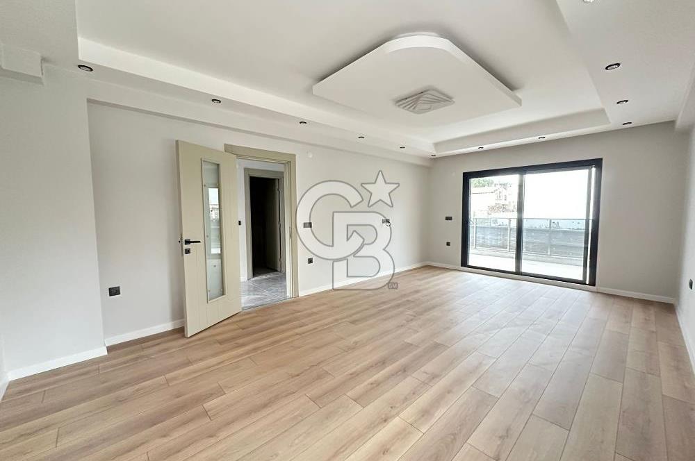 EDREMİT KADIKÖY'DE SATILIK İKİZ VİLLA