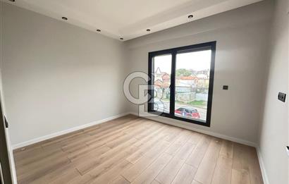 EDREMİT KADIKÖY'DE SATILIK İKİZ VİLLA