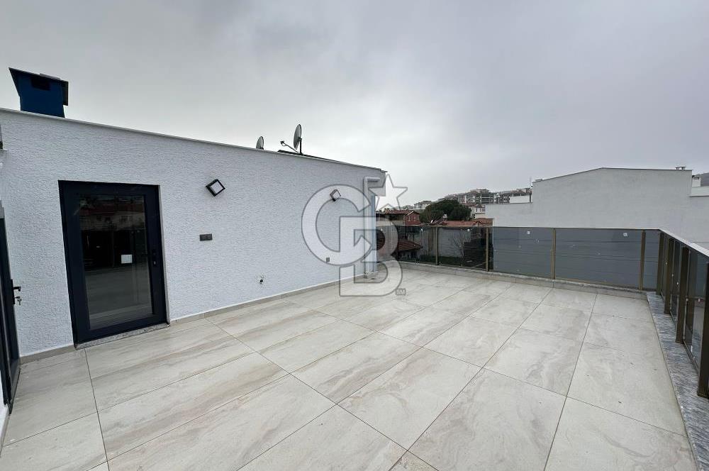 EDREMİT KADIKÖY'DE SATILIK İKİZ VİLLA