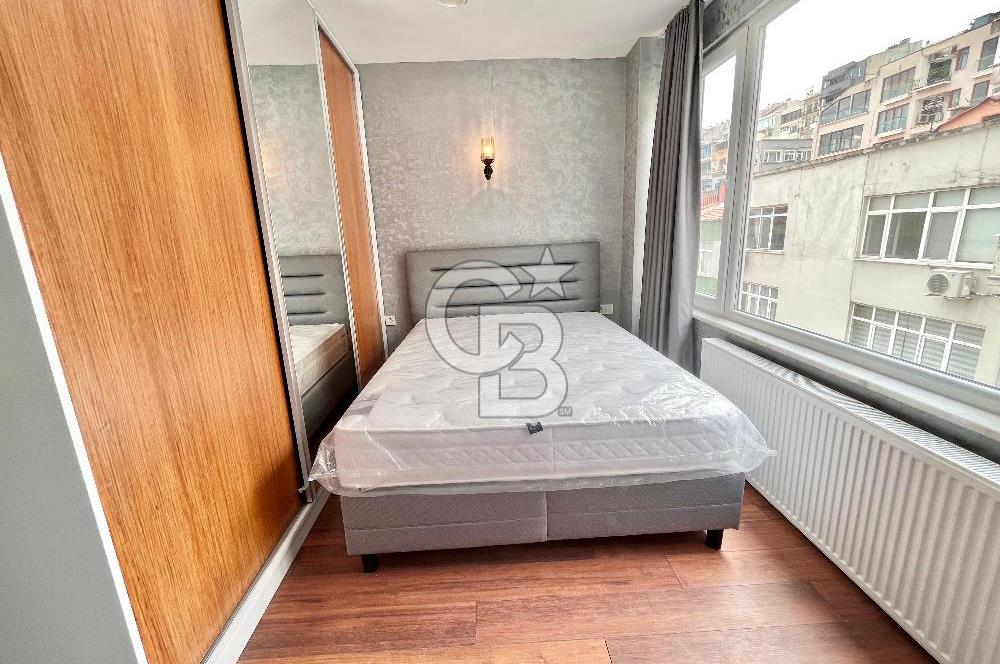 CİHANGİRDE PRESTİJLİ KONUMDA LÜKS 2+1 AÇIK MUTFAK DAİRE