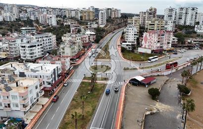 MERSİN SİLİFKE SUSANOĞLUNDA  D400 KARAYOLU CEPHELİ SATILIK DÜKKAN