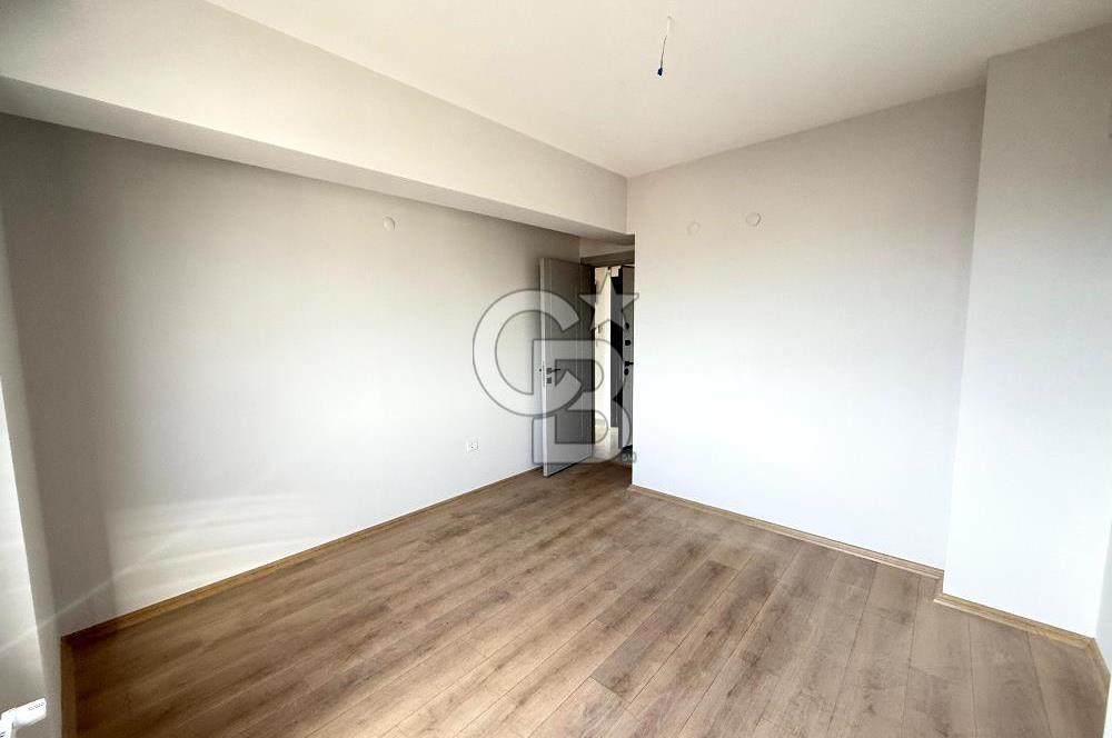 MUSELAND BORNOVA TUVAL YAPI 2+1 SATILIK DAİRE