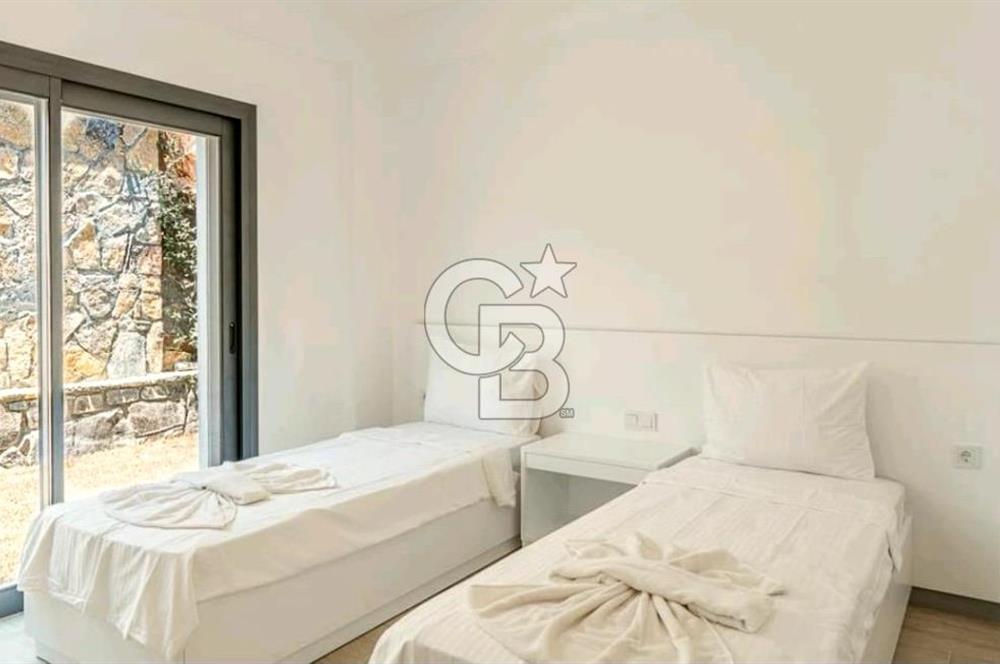Bodrum Gümüşlük'te Havuzlu Lüks 3+1 Eşyalı Satılık Villa