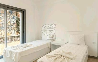 Bodrum Gümüşlük'te Havuzlu Lüks 3+1 Eşyalı Satılık Villa