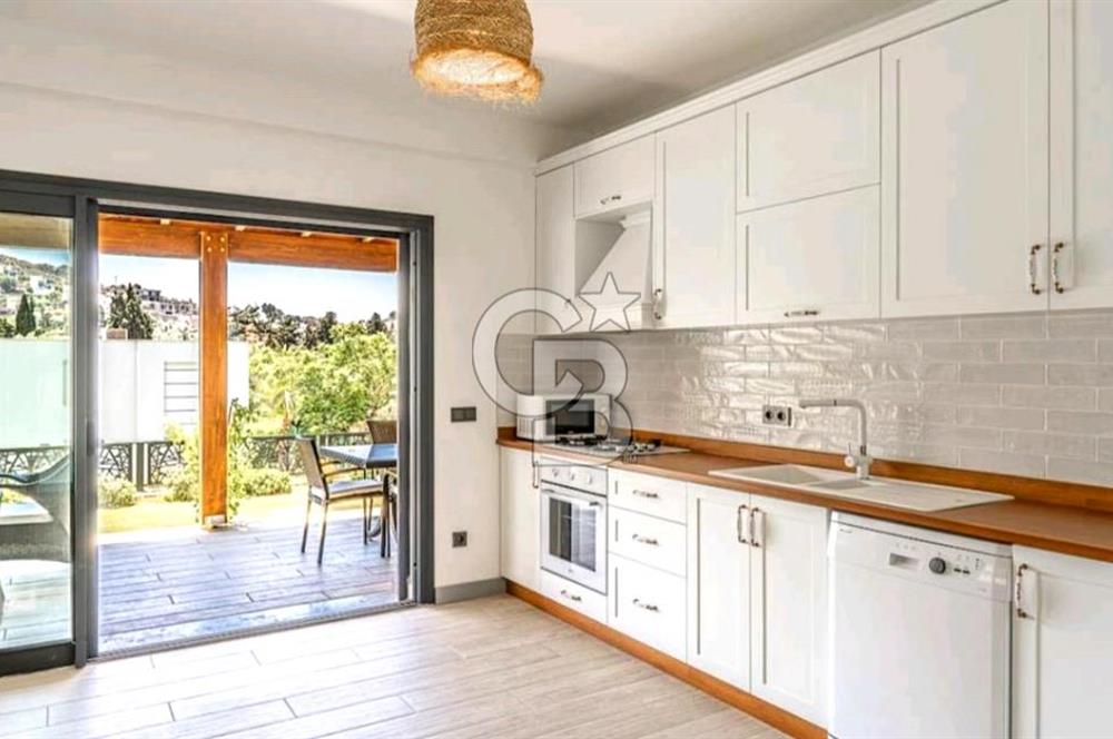 Bodrum Gümüşlük'te Havuzlu Lüks 3+1 Eşyalı Satılık Villa