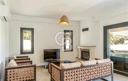 Bodrum Gümüşlük'te Havuzlu Lüks 3+1 Eşyalı Satılık Villa