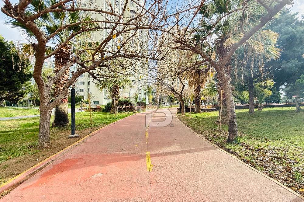 Mavişehir Albatros Sitesi Deniz Manzaralı Satılık Boş 3+1 Daire