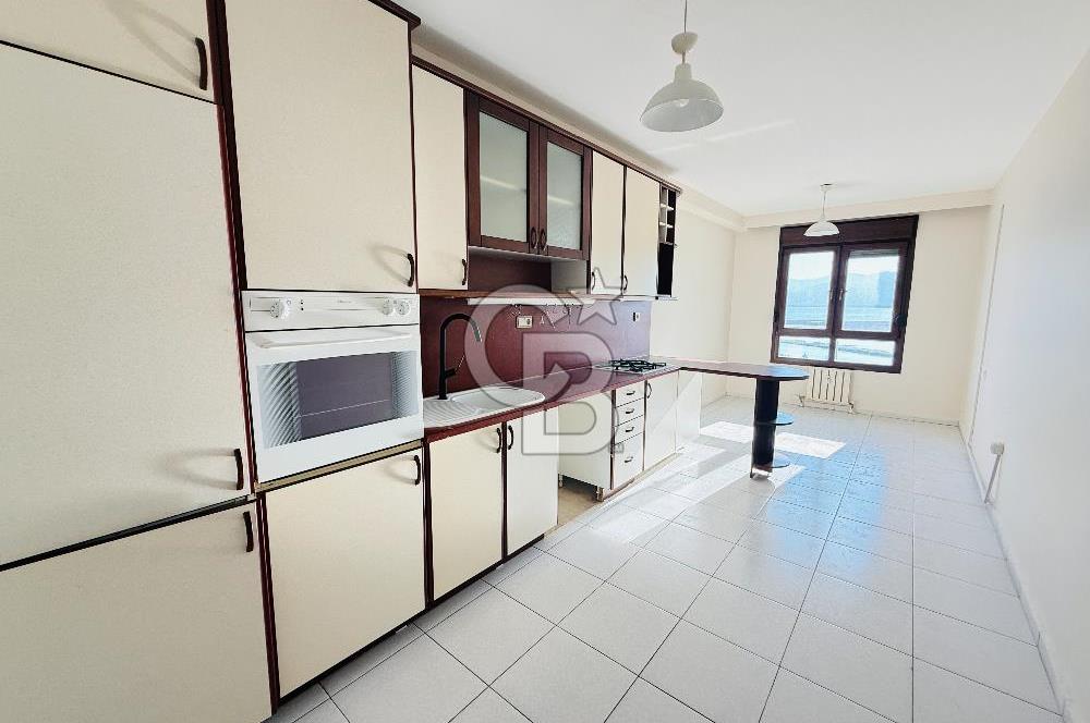 Mavişehir Albatros Sitesi Deniz Manzaralı Satılık Boş 3+1 Daire