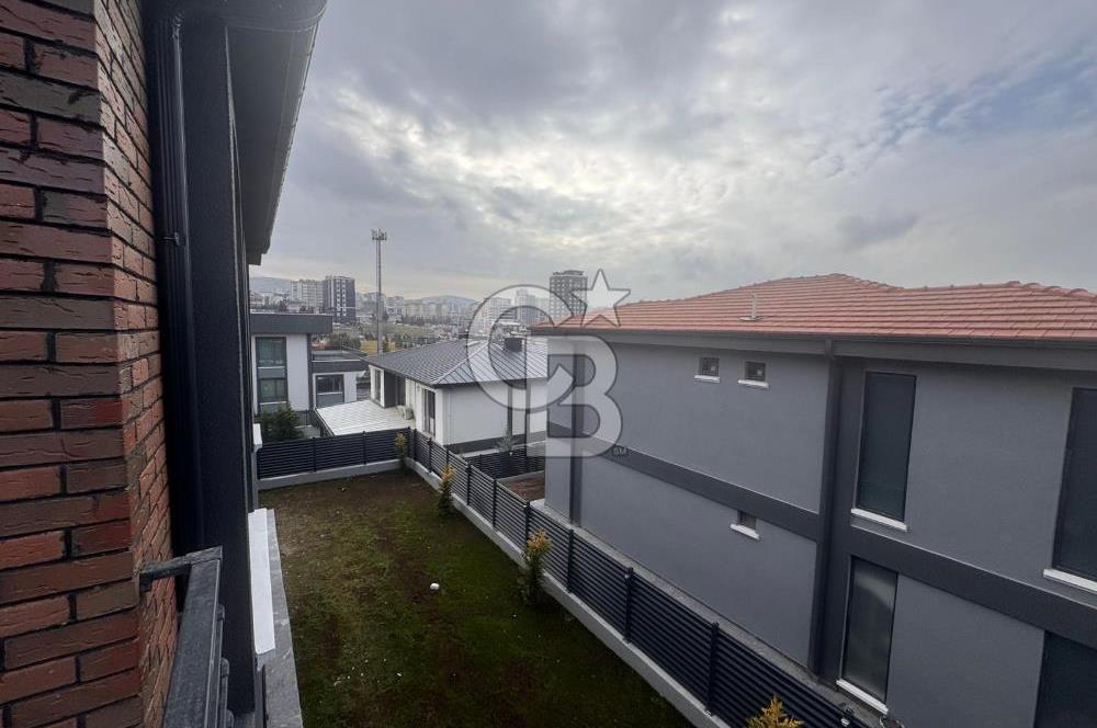 YENİ BAĞLICADA 4+1 ULTRA LÜKS VİLLA MERKEZİ LOKASYON