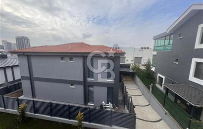 BAĞLICADA 4+1 ULTRA LÜKS VİLLA