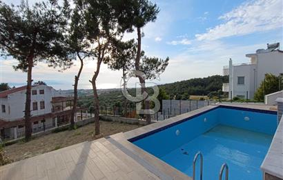 Kuşadası soğucakta 800 m2 arsa içerisinde 5+2 satılık havuzlu villa