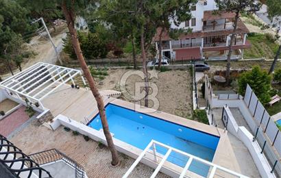 Kuşadası soğucakta 800 m2 arsa içerisinde 5+2 satılık havuzlu villa