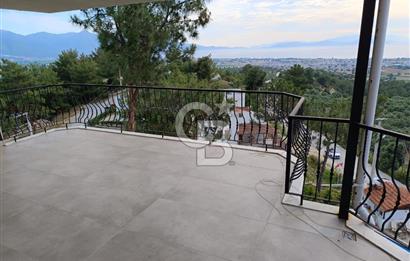 Kuşadası soğucakta 800 m2 arsa içerisinde 5+2 satılık havuzlu villa