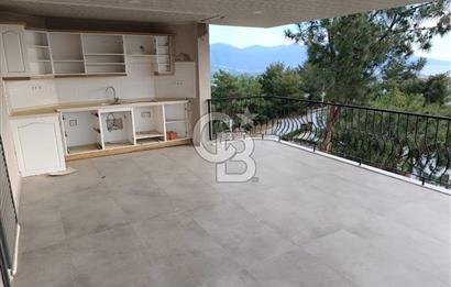 Kuşadası soğucakta 800 m2 arsa içerisinde 5+2 satılık havuzlu villa