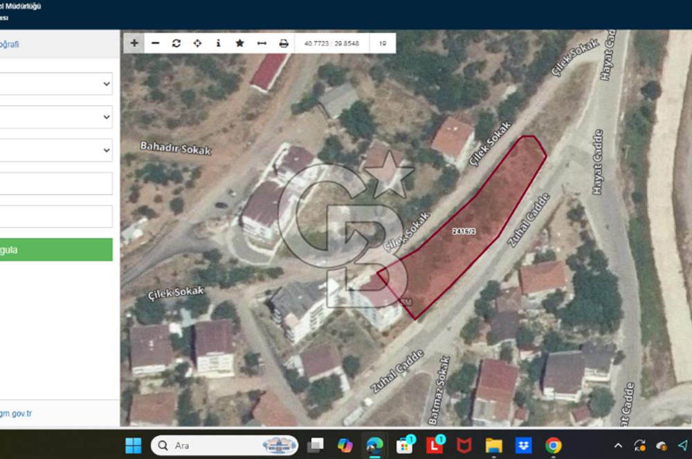 DERİNCE ÇINARLI MERSİNCİK SATILIK %30 İMARLI SATILIK KÖŞE PARSEL