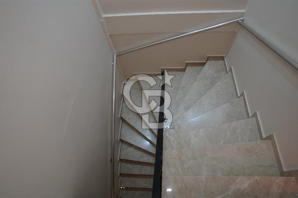 İzmir Seferihisar'da Müstakil Bahçeli 3+1 Satılık Villa