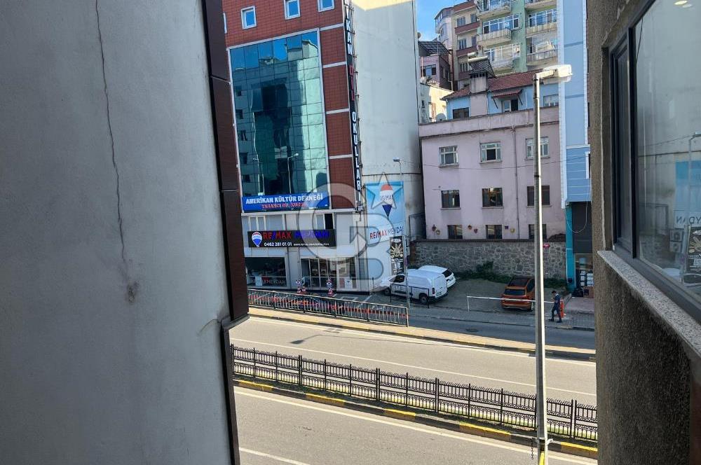 İŞİNİZİN YENİ ADRESİ MEYDAN'DA GENİŞ VE MODERN OFİS