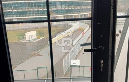 CB CITY'DEN SAZOVA ATATÜRK STADYUM'U KARŞISI KİRALIK KOMPLE BİNA