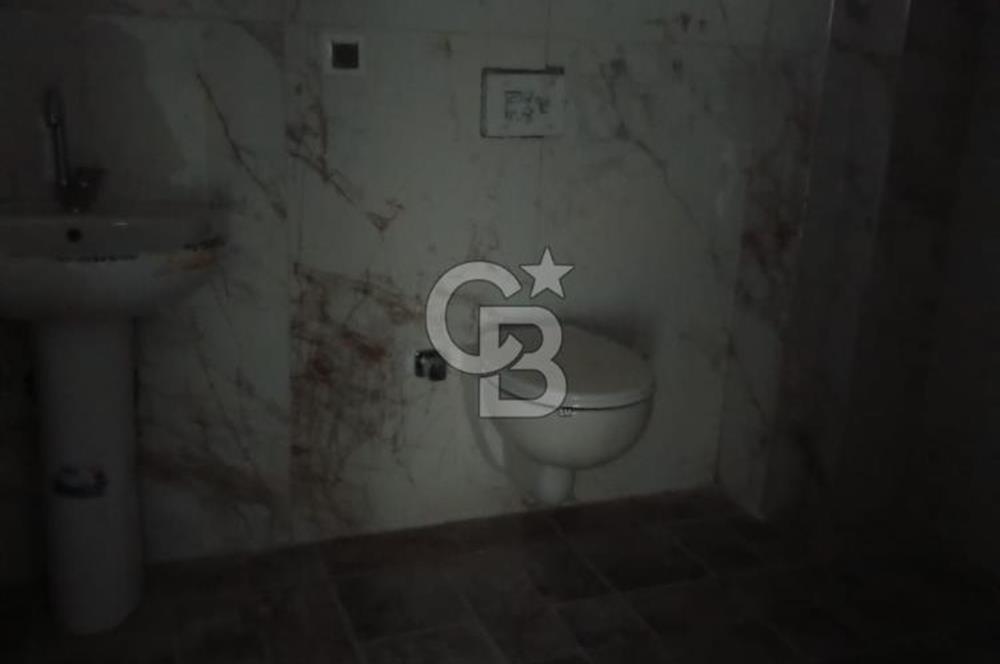 CB CITY'DEN SAZOVA ATATÜRK STADYUM'U KARŞISI KİRALIK KOMPLE BİNA