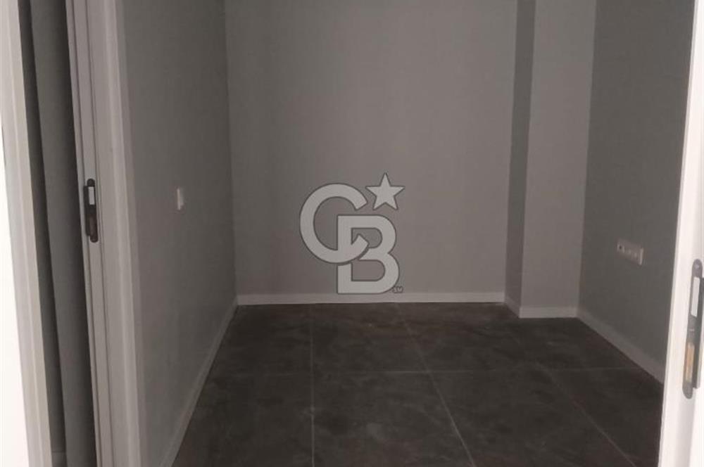 CB CITY'DEN SAZOVA ATATÜRK STADYUM'U KARŞISI KİRALIK KOMPLE BİNA