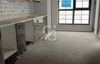 CB CITY'DEN SAZOVA ATATÜRK STADYUM'U KARŞISI KİRALIK KOMPLE BİNA