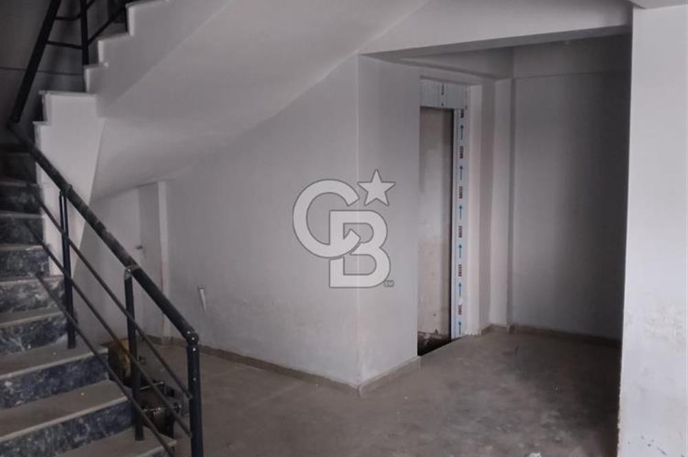 CB CITY'DEN SAZOVA ATATÜRK STADYUM'U KARŞISI KİRALIK KOMPLE BİNA