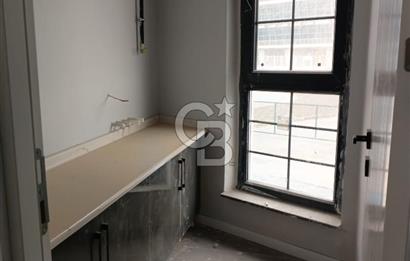 CB CITY'DEN SAZOVA ATATÜRK STADYUM'U KARŞISI KİRALIK KOMPLE BİNA