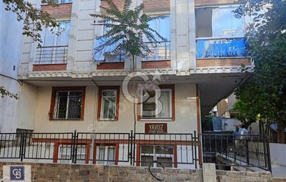 SATILIK DAİRE METROBÜSE YAKIN YENİLENMİŞ MERKEZİ KONUMDA