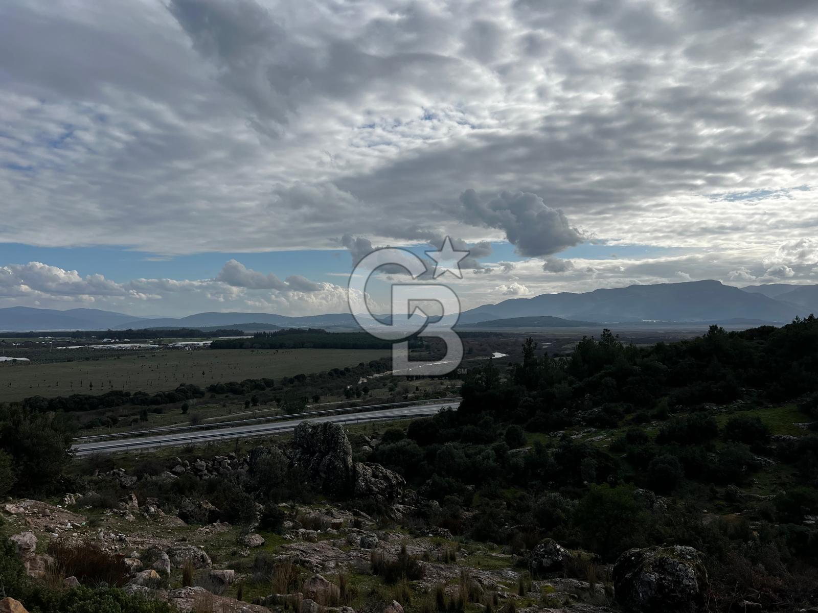 MUSELAND-İzmir Menderes Küner'de 250 m2 Satılık Arazi
