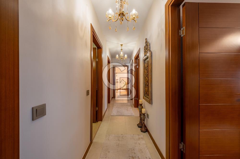 NARLIDERE YENİKALE MAHALLESİNDE DENİZ MNZ. 4+1 SATILIK DAİRE