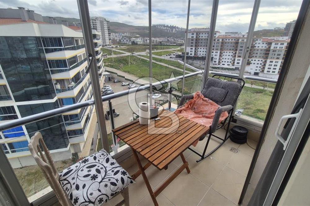 MENEMEN ULUKENT MERKEZDE MASRAFSIZ SİTE İÇİNDE 3+1 SATILIK DAİRE