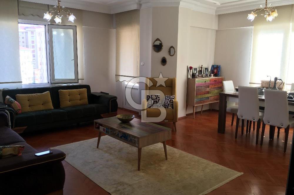 BOSTANCI'DA HAVUZLU GÜVENLİKLİ BALKONLU 3+1 SİTE DAİRESİ